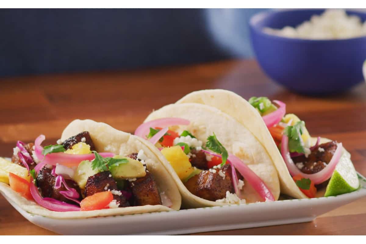 Pork Belly Recipes~Pork Belly Tacos - La Piña en la Cocina