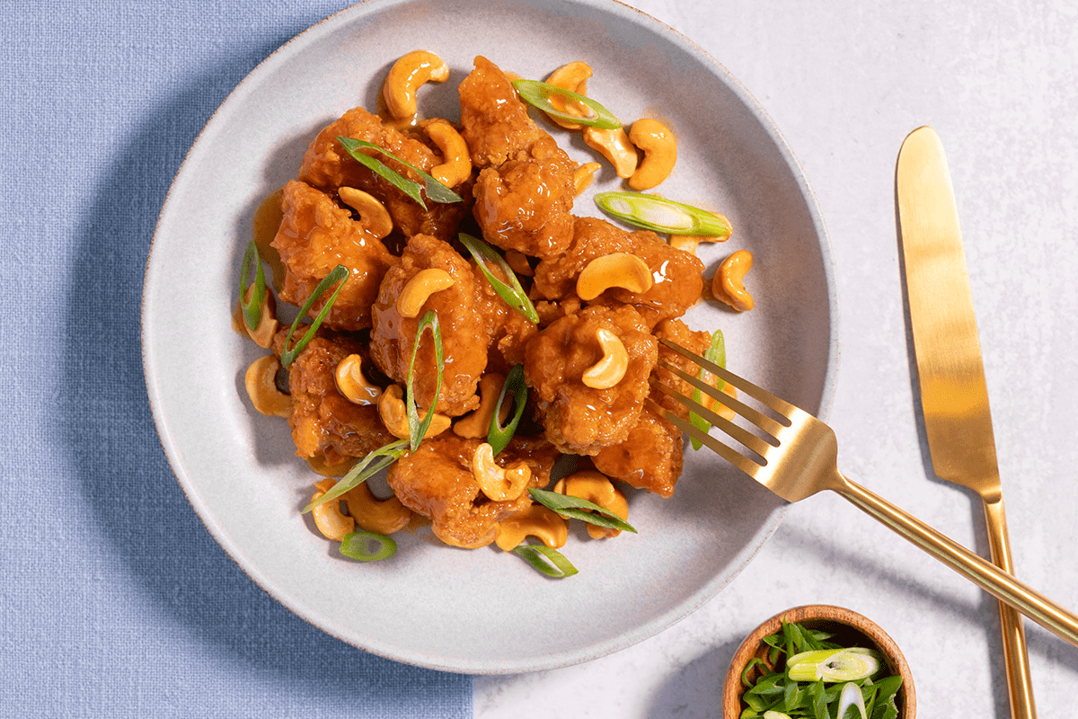 https://www.prairiefresh.com/wp-content/uploads/2021/04/PF_Cashew_Pork-_LP.png